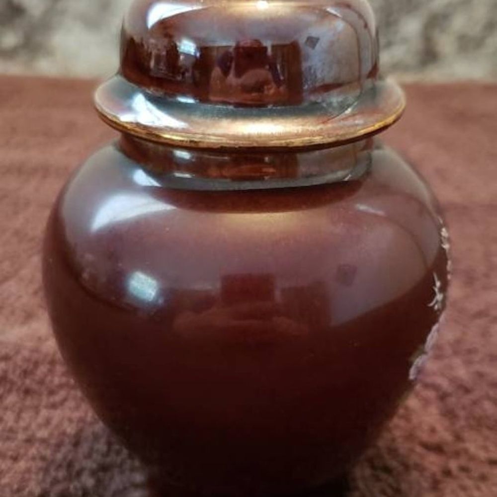 Small Brown Vintage Ginger Jar with Lid - 6" Tall - Picture 5 of 8